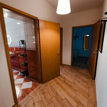 아파트 Moderne In Bahnhofsnaehe